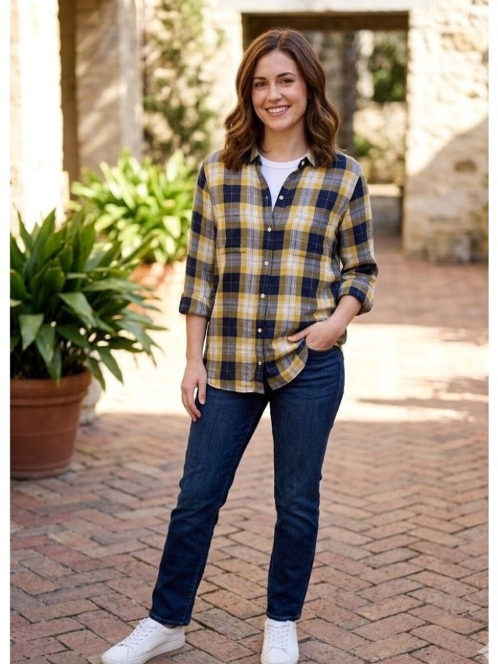 Banana Republic Factory Boyfriend Fit Button Down Size Medium Yellow Plaid